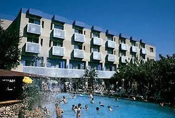 Villamarina Club Otel
